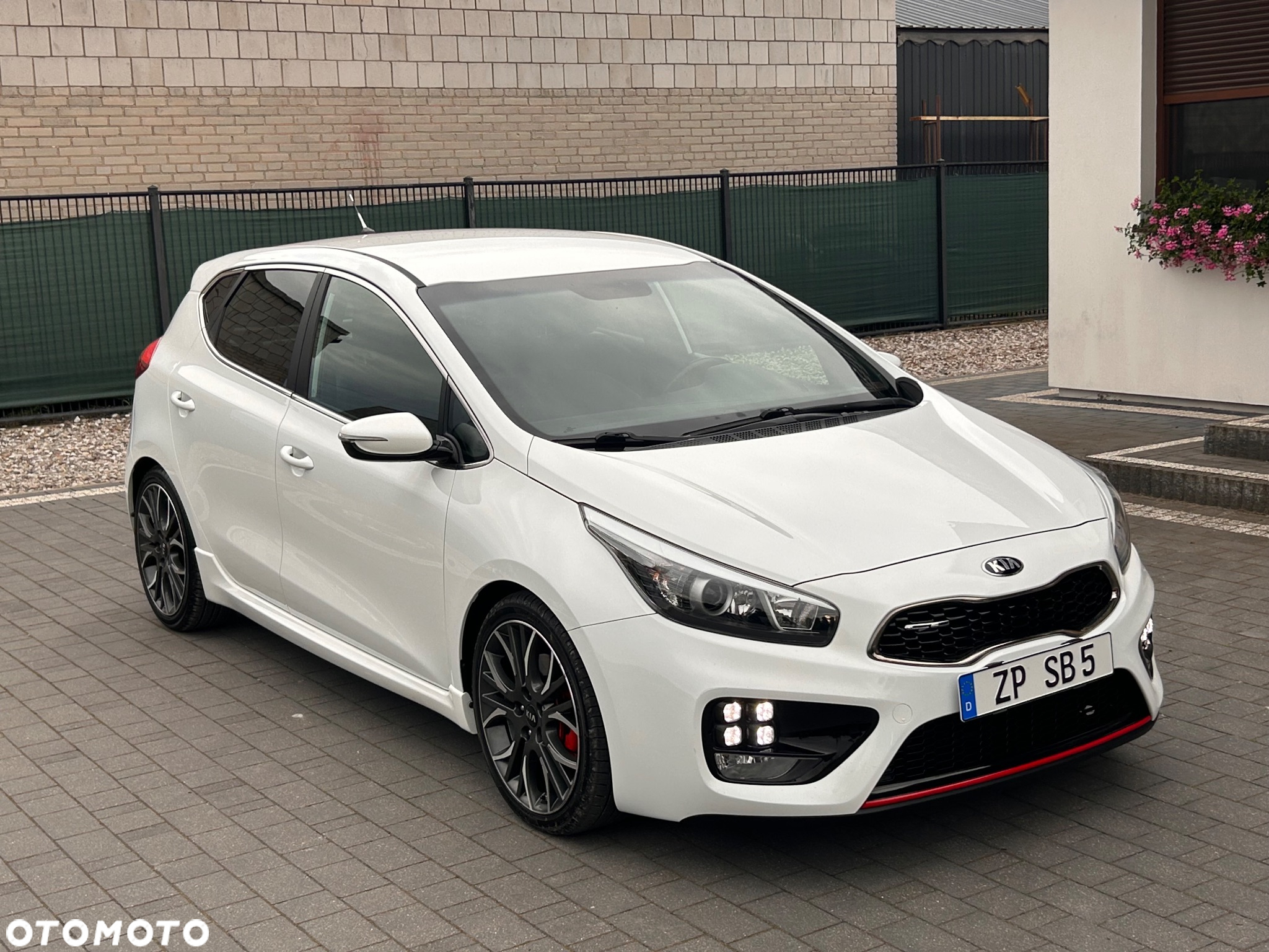 Kia Ceed 1.6 T-GDI GT-Track - 18