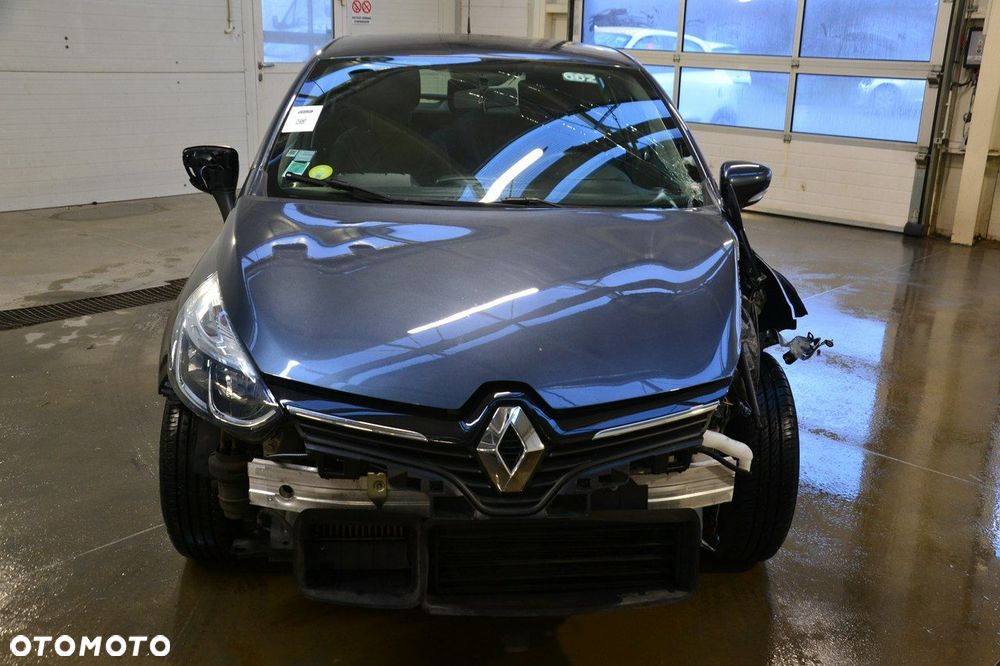Renault Clio - 2