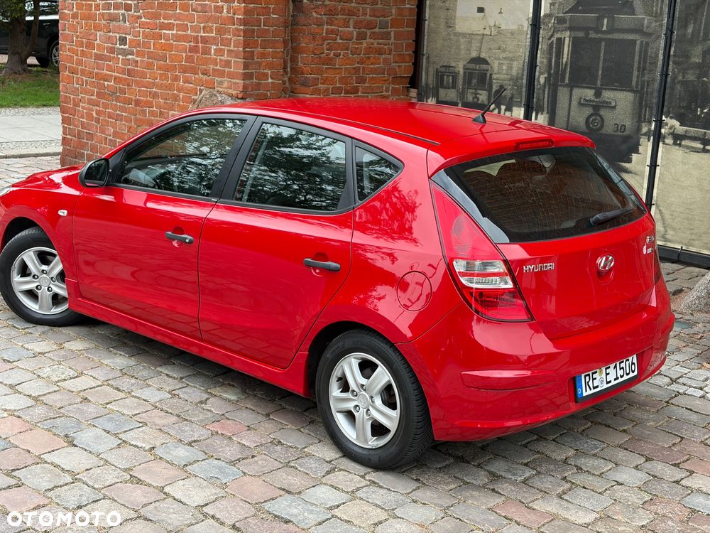 Hyundai i30 1.4 Comfort - 19