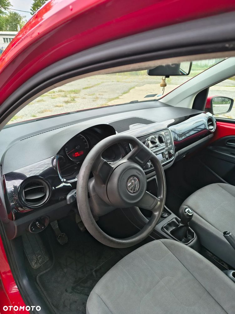 Volkswagen up! - 4