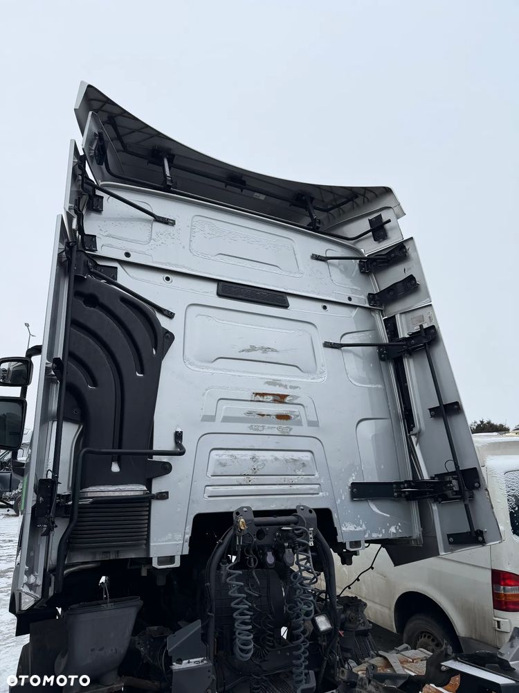 Renault Gama T 460 14-18r E6 owiewki boczne lewa i prawa - 4
