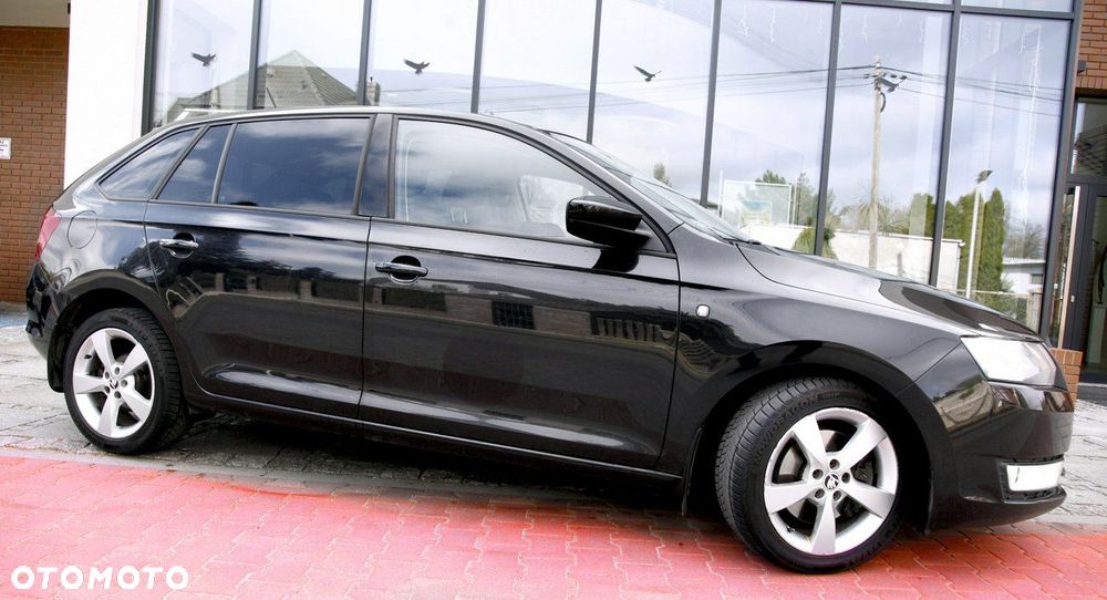 Skoda RAPID 1.6 TDI DSG Edition - 24