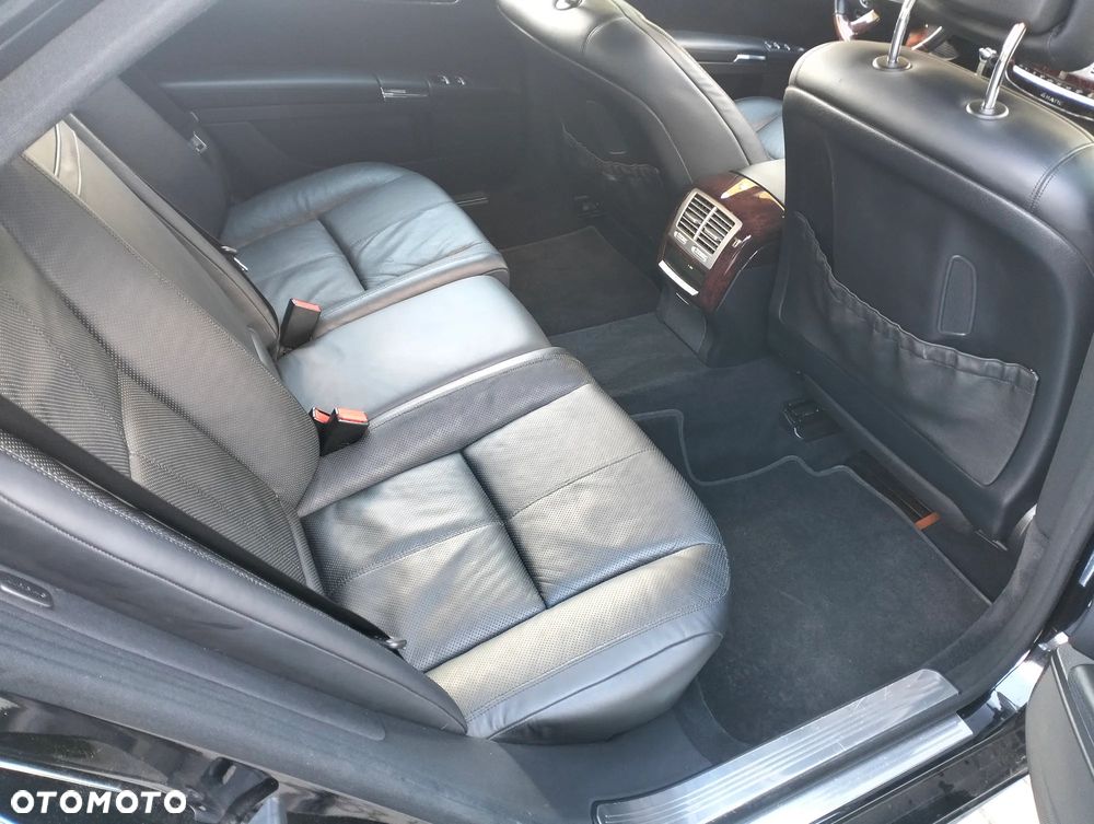 Mercedes-Benz Klasa S 500 L 4Matic 7G-TRONIC - 22