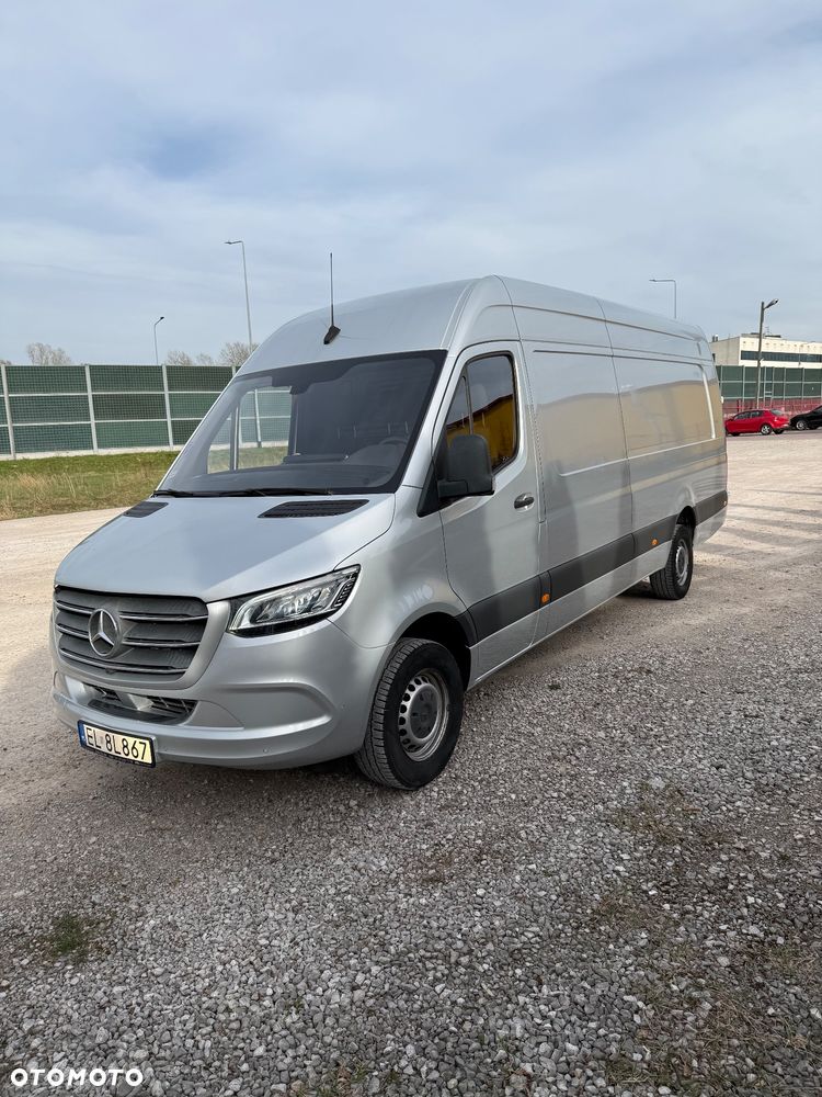 Mercedes-Benz Sprinter - 9