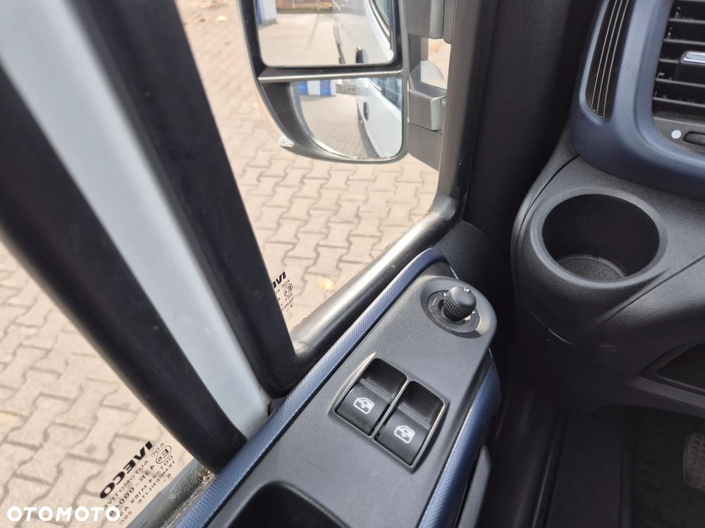 Iveco 35S18V (32742) - 16