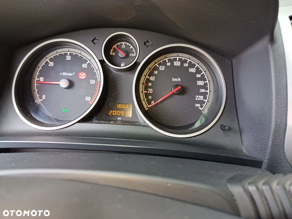 Opel Zafira 1.9 CDTI Cosmo - 2