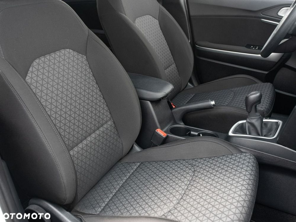 Kia Ceed 1.0 T-GDI S - 22