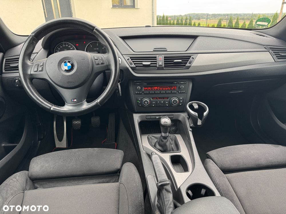 BMW X1 xDrive18d Sport Line - 7