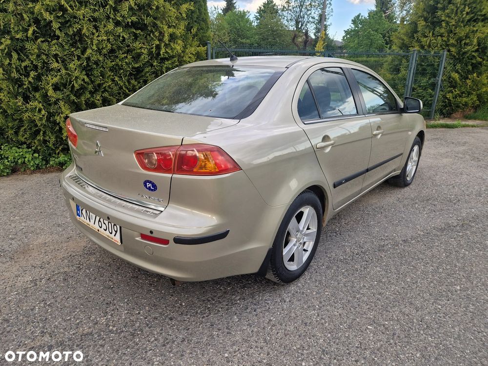 Mitsubishi Lancer 1.5 Inform ASTC - 3