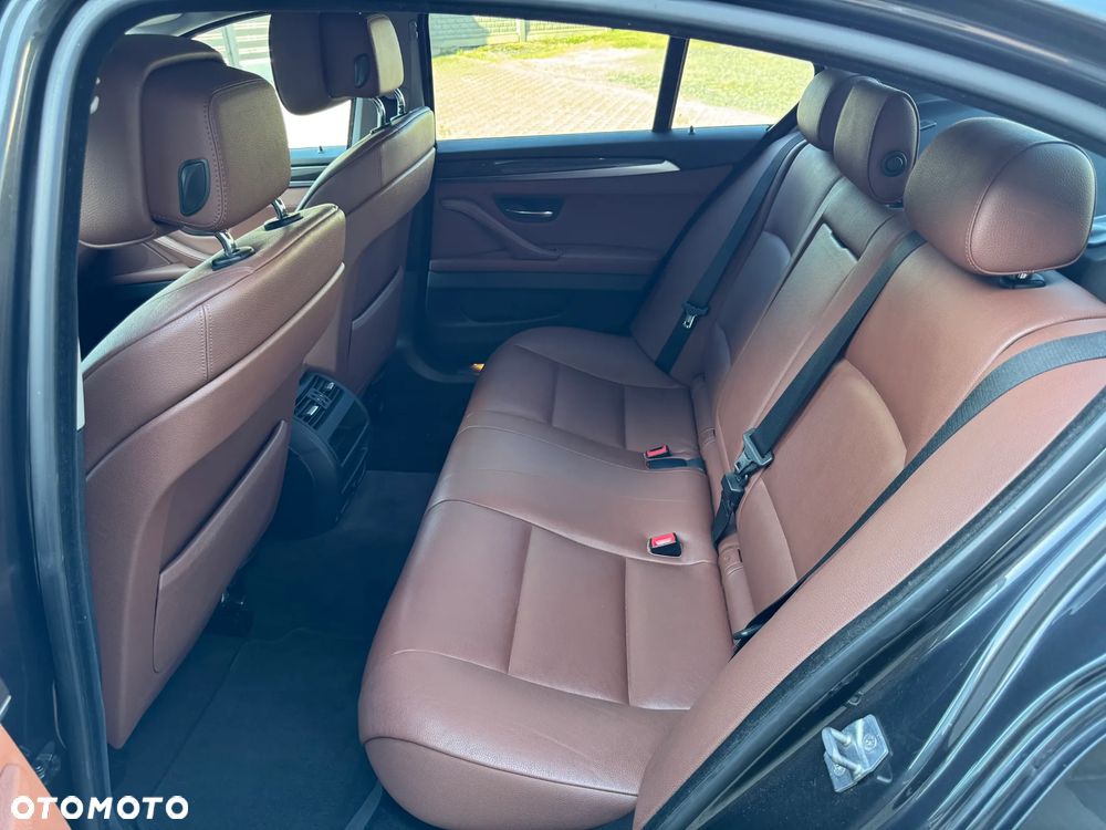 BMW Seria 5 520d - 9