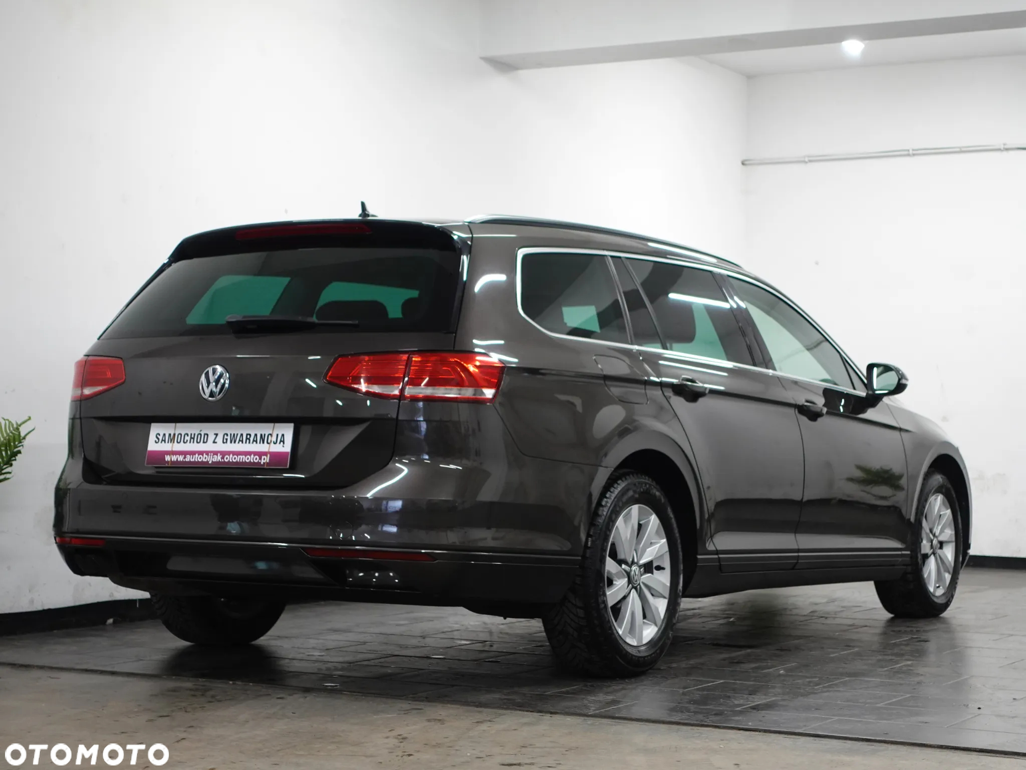 Volkswagen Passat 2.0 TDI BMT Comfortline - 9