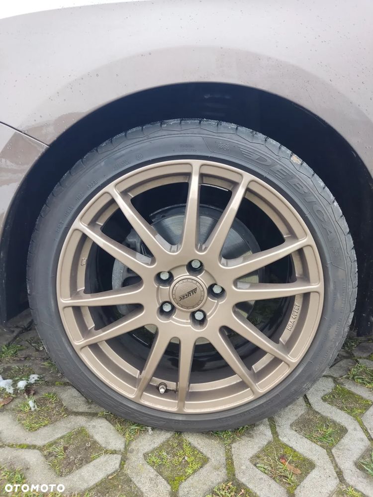 Volkswagen Jetta - 9