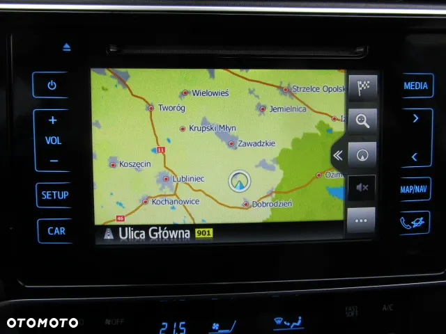 Toyota Auris Hybrid 135 Premium - 23