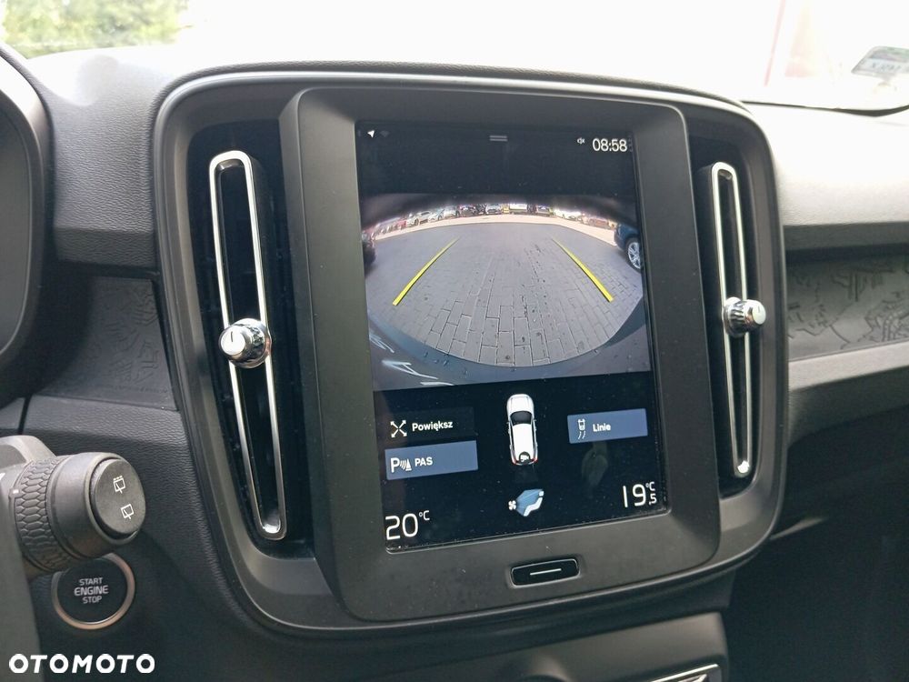 Volvo XC 40 T4 - 17