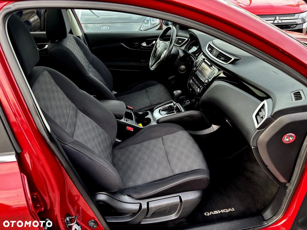 Nissan Qashqai 1.6 DCi Xtronic TEKNA - 16