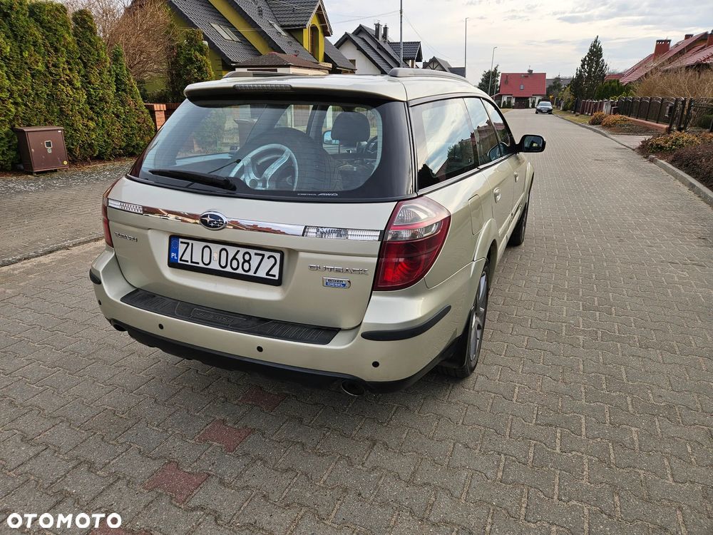 Subaru Outback 2.0 D Comfort - 9