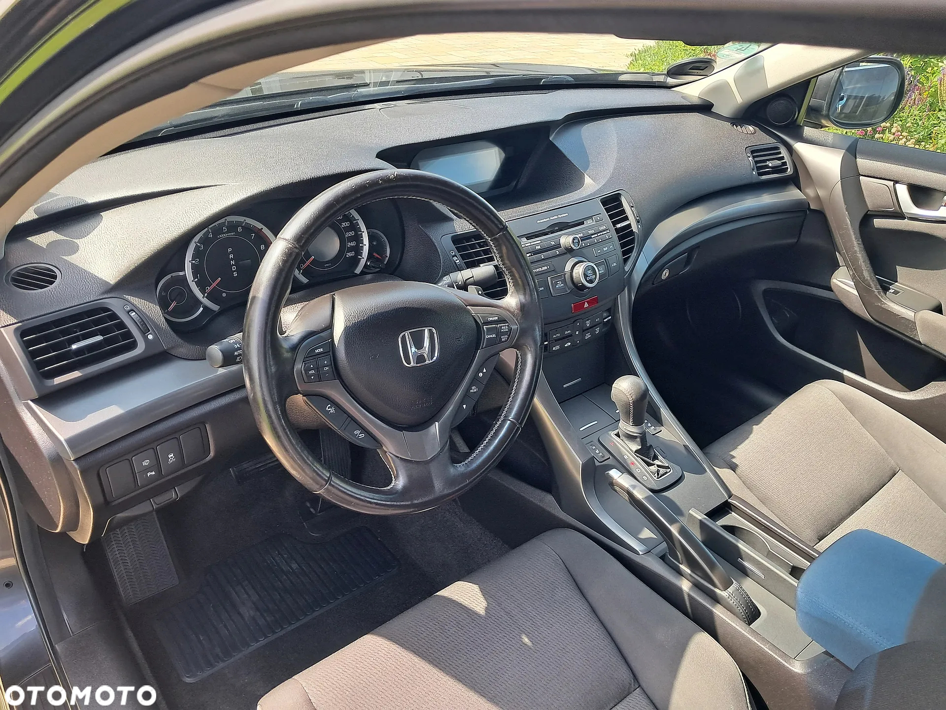 Honda Accord - 12
