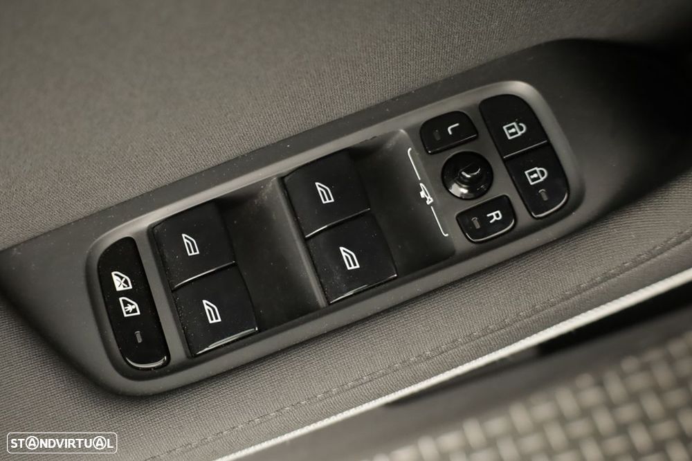 Polestar 2 Standard Range 70 kWh - 18