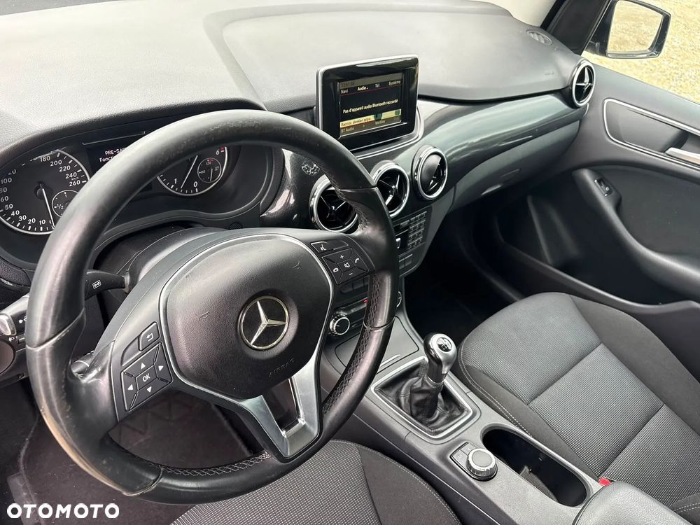 Mercedes-Benz Klasa B 200 CDI (BlueEFFICIENCY) - 14