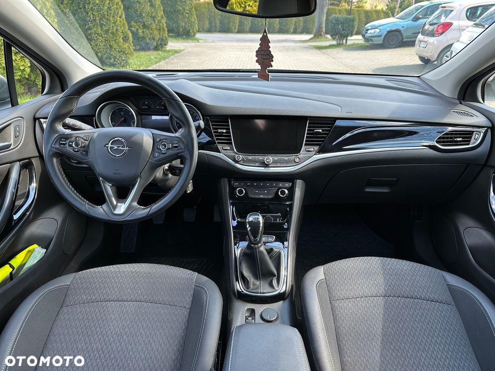 Opel Astra 1.6 D (CDTI) Dynamic - 10