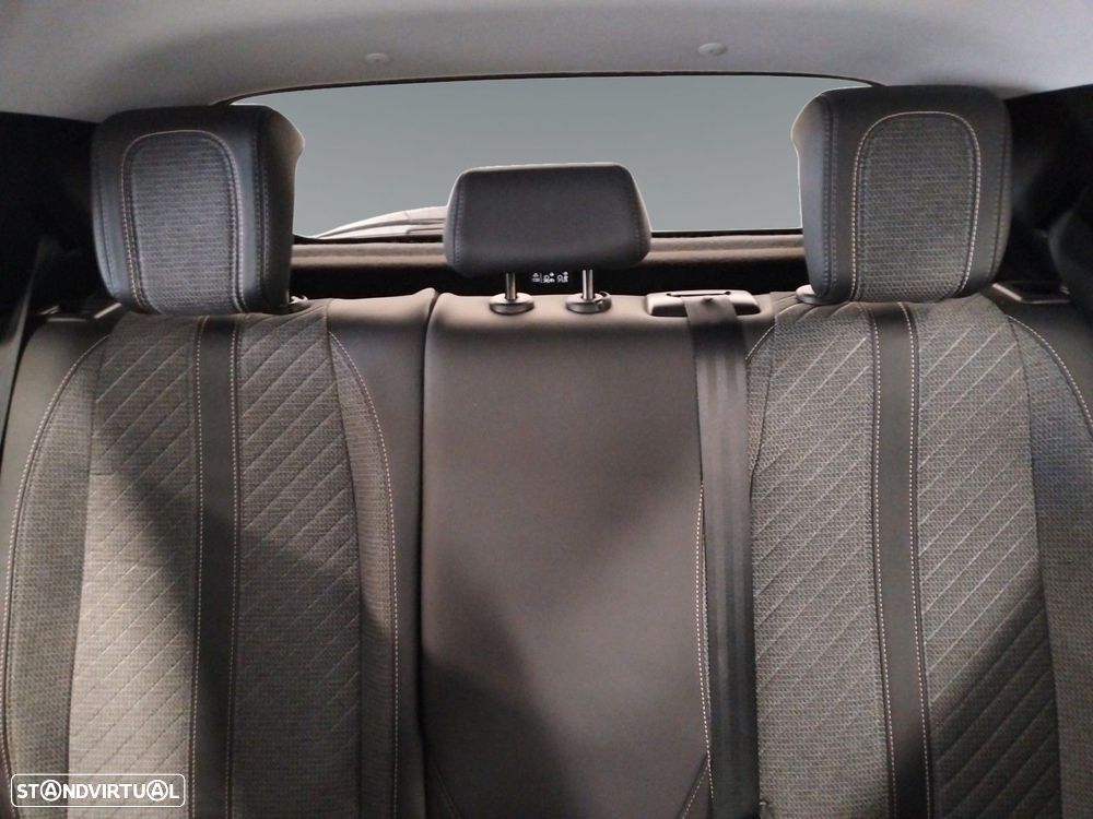 Peugeot 208 1.2 Hybrid Allure e-DCS6 - 14