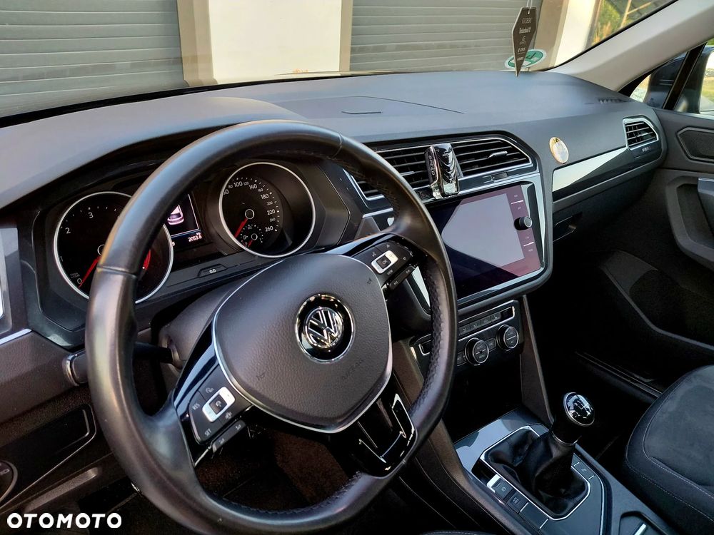 Volkswagen Tiguan ver-2-0-tdi-scr-bluemotion-technology-trendline - 11