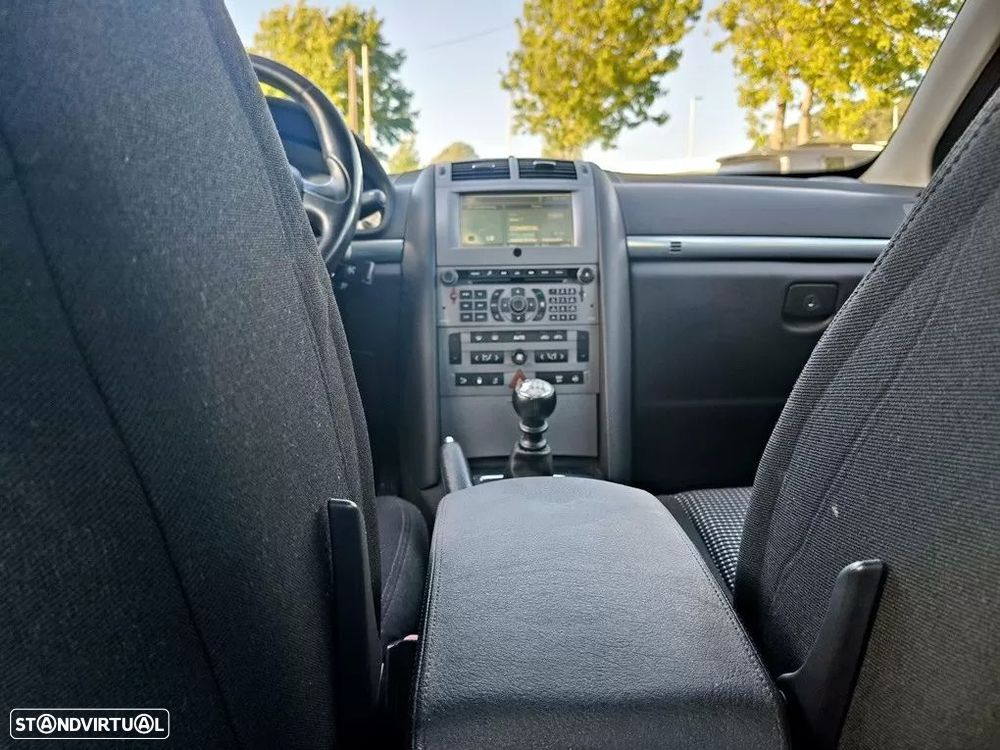Peugeot 407 2.0 HDi Executive - 15