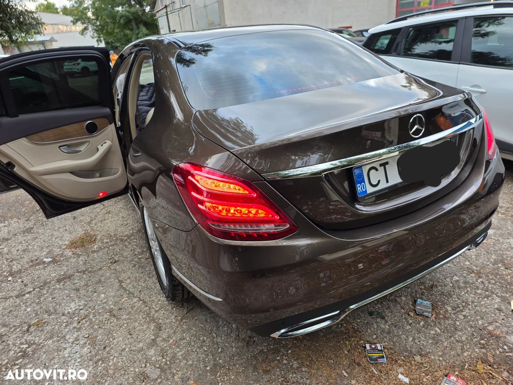Mercedes-Benz C 220 CDI DPF (BlueEFFICIENCY) 7G-TRONIC Elegance - 26