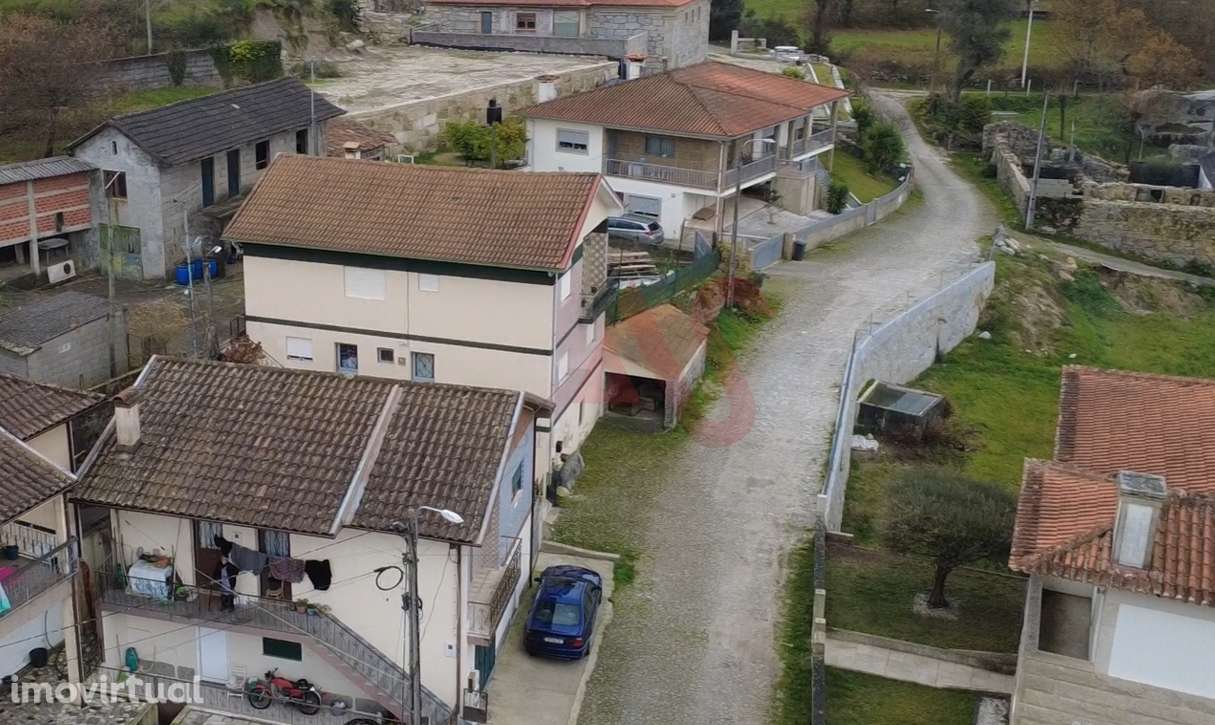 Moradia T2 + 2 em Estorãos, Fafe – Excelente Oportunidade de Investime - Grande imagem: 2/2