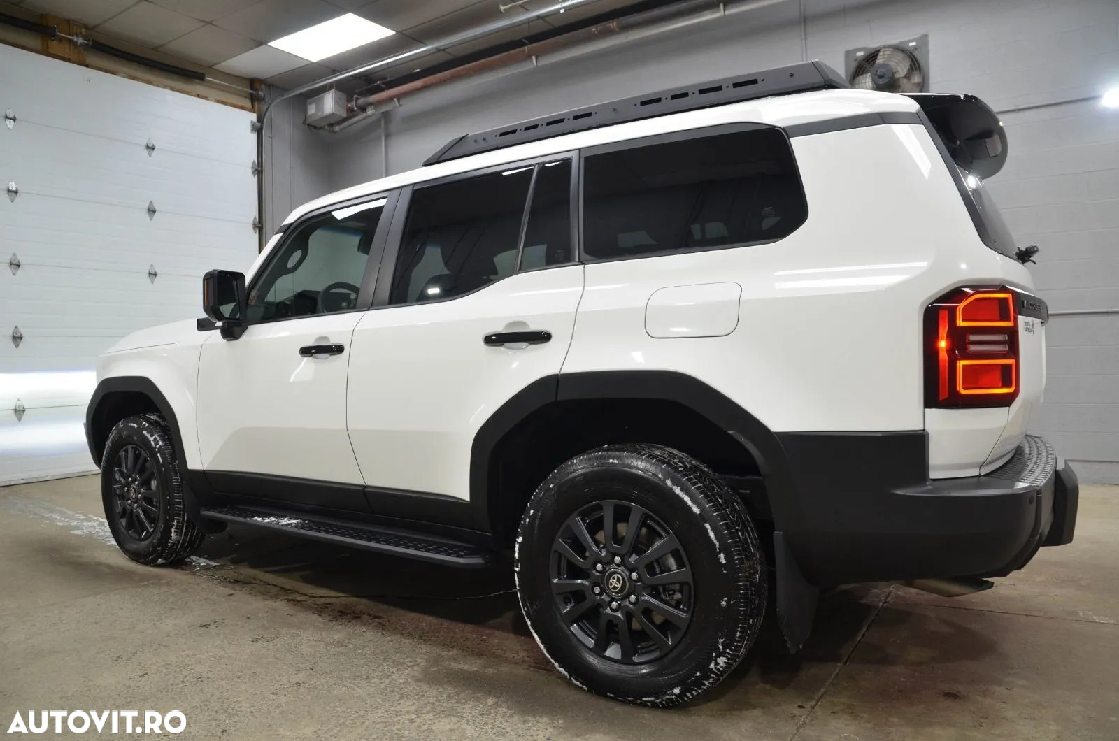 Toyota Land Cruiser 250 - 3