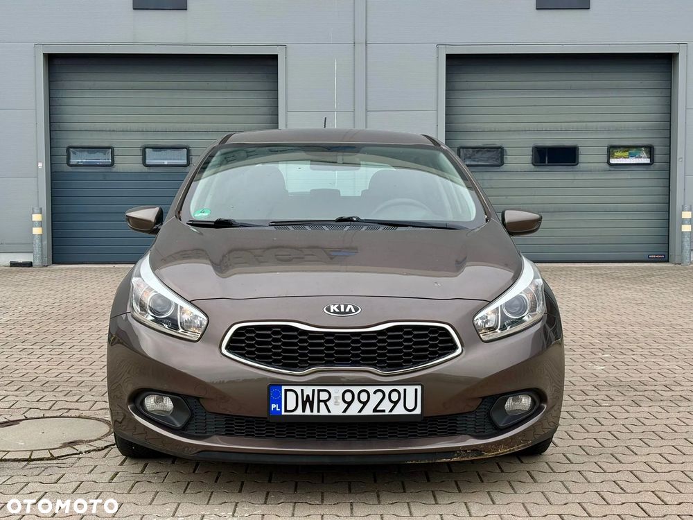 Kia Ceed 1.4 CVVT Attract Plus - 13