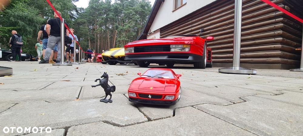Ferrari F355 - 17