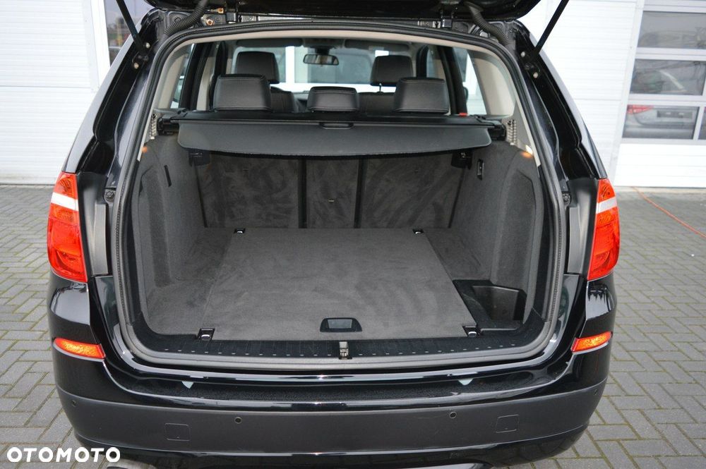 BMW X3 xDrive20d Blue Performance - 36