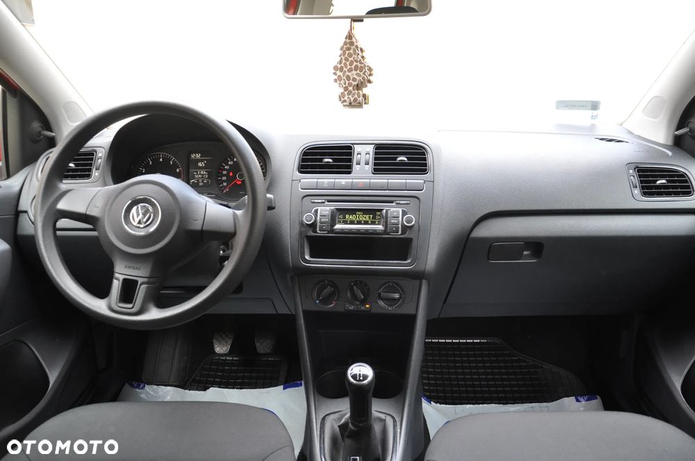 Volkswagen Polo - 6