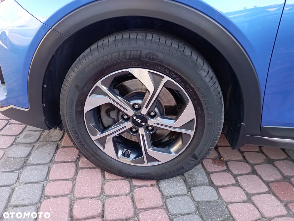 Kia XCeed 1.5 T-GDI M - 25