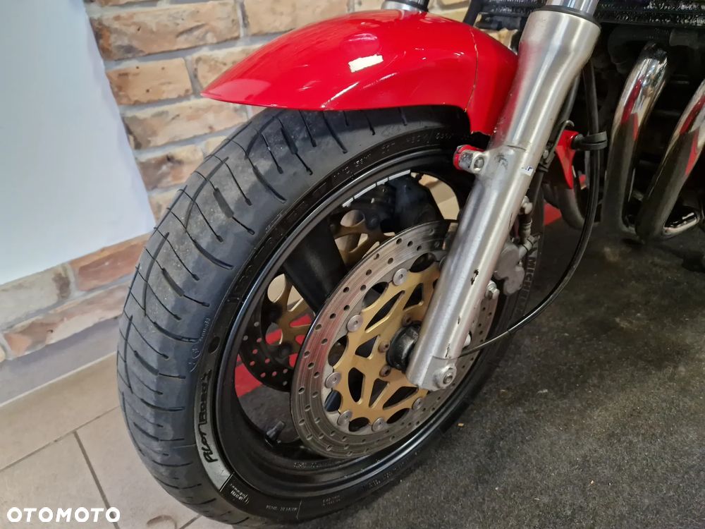 Yamaha XJR - 15
