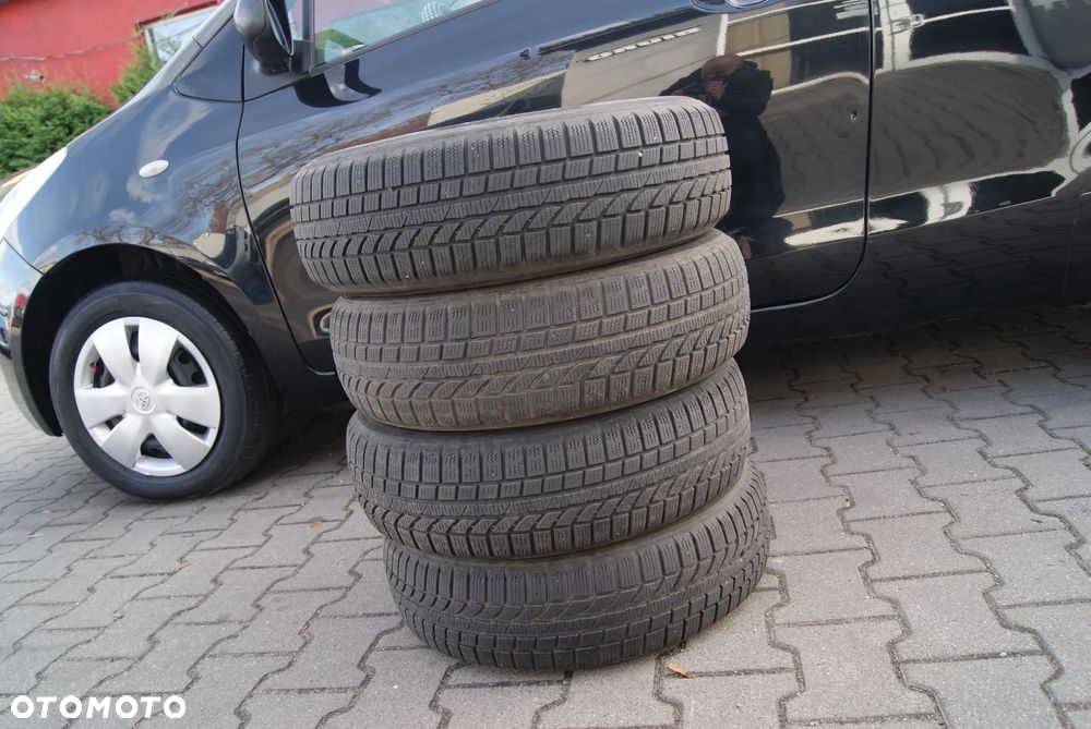 Toyota Yaris 1.0 Luna A/C - 28