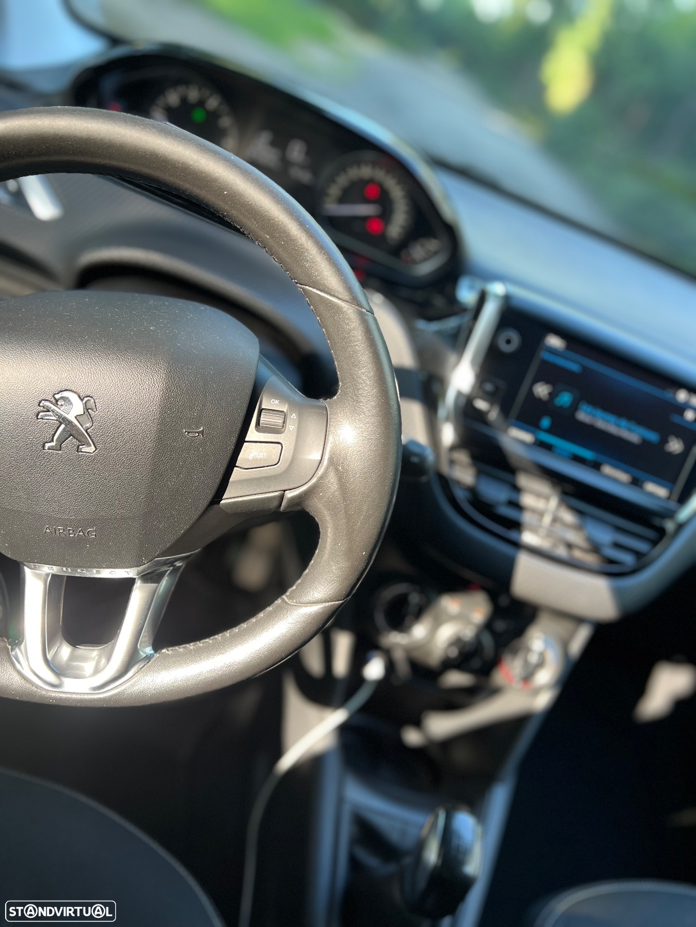 Peugeot 208 1.2 PureTech Style - 5