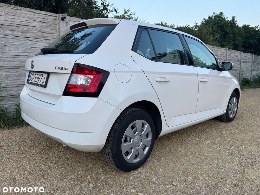 Skoda Fabia 1.0 Active - 24