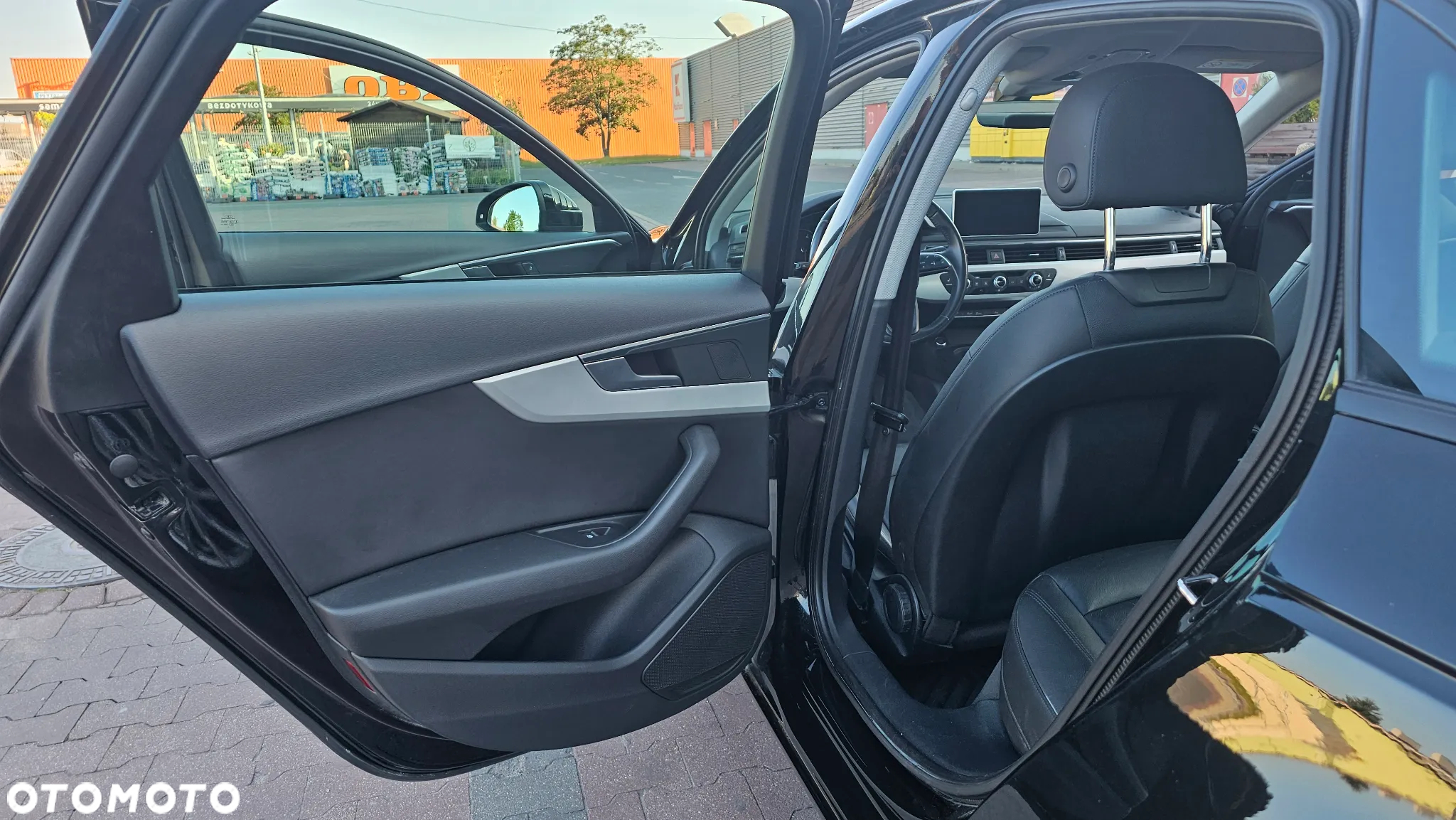Audi A4 2.0 TDI S tronic - 15