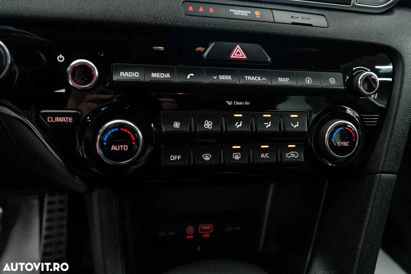 Kia Sportage 2.0 DSL 6AT 4x4 Style - 12