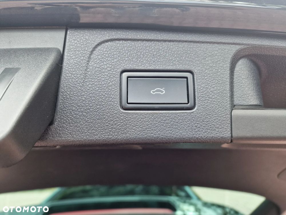 Volkswagen Passat - 27