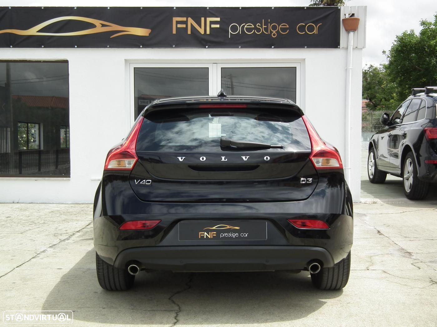 Volvo V40 2.0 D3 Momentum - 8
