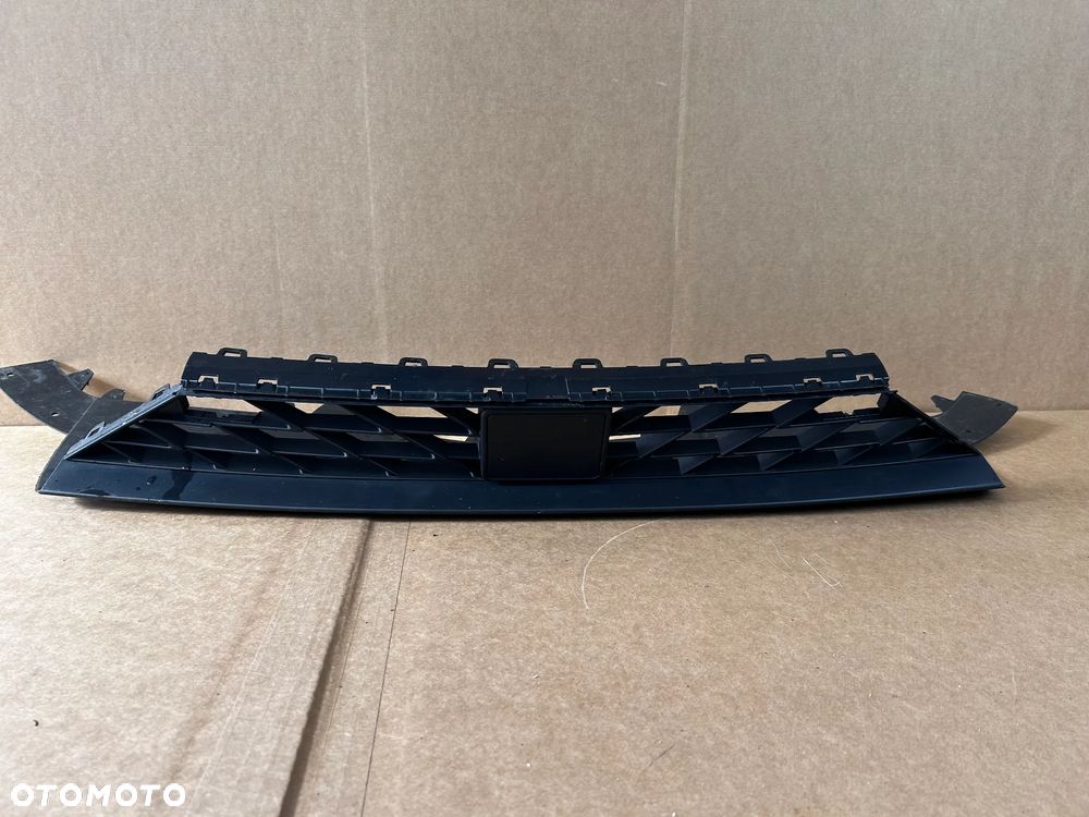 SEAT LEON IV 4 CUPRA 5FA KRATKA SPOILER DOKŁADKA ZDERZAKA PRZÓD ZDERZAK PRZEDNI 5FA805903A
