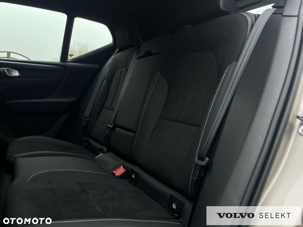 Volvo XC 40 - 15
