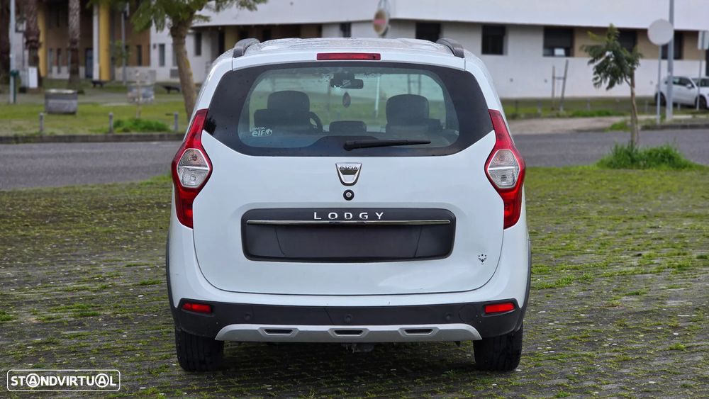 Dacia Lodgy 1.5 dCi Stepway 7L - 12