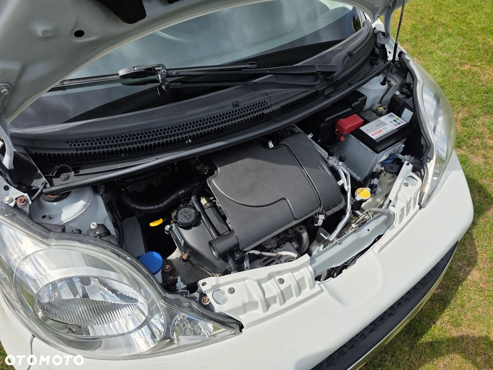 Peugeot 107 1.0 Trendy - 33