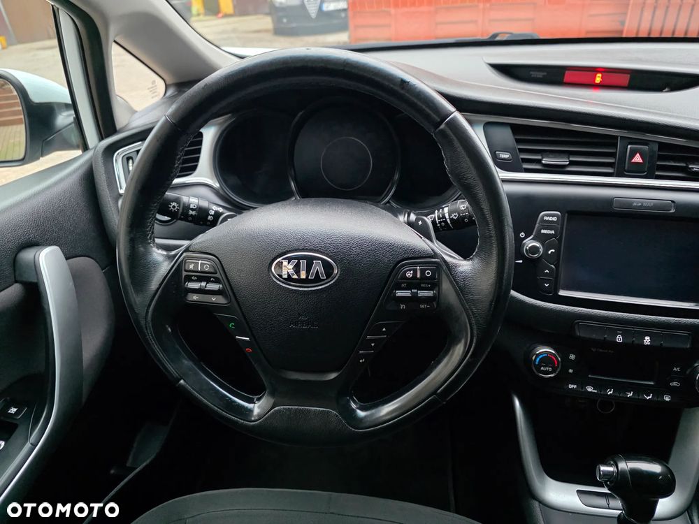 Kia Ceed 1.6 CRDi L Business Line DCT - 26