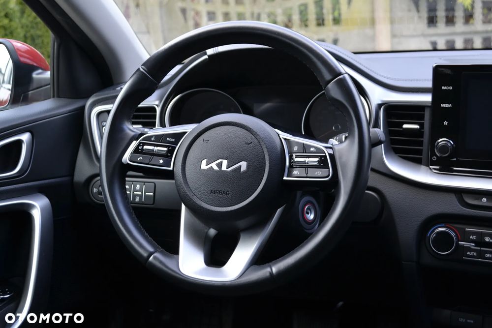 Kia Ceed 1.5 T-GDI M DCT - 36