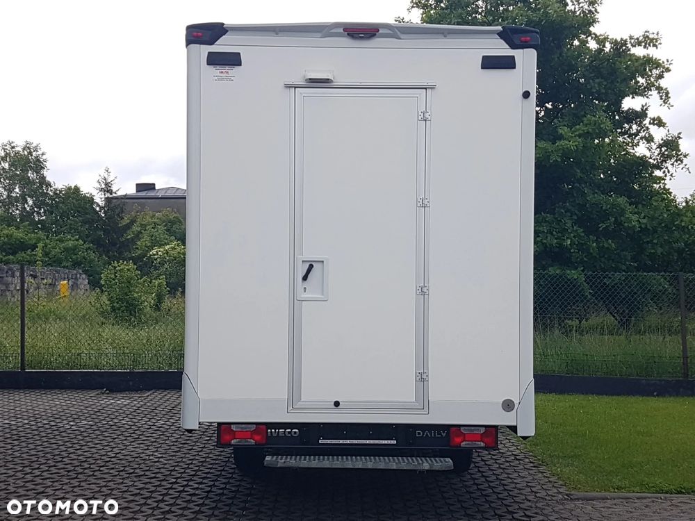 Iveco DAILY KONTENER NISKOPODŁOGOWY 4,43x2,23x2,42 SKLEP FOODTRUCK BAR KLIMA KONIOWÓZ KAMPER - 16